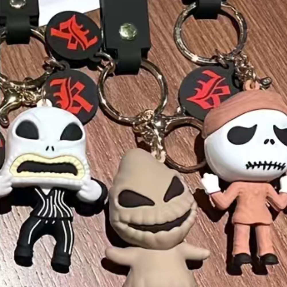 OGGIE BOGGIE KEYCHAIN - Picture 2 of 2